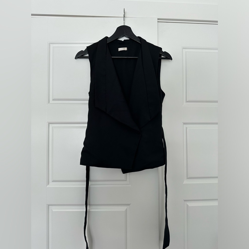 Tie Up Vest